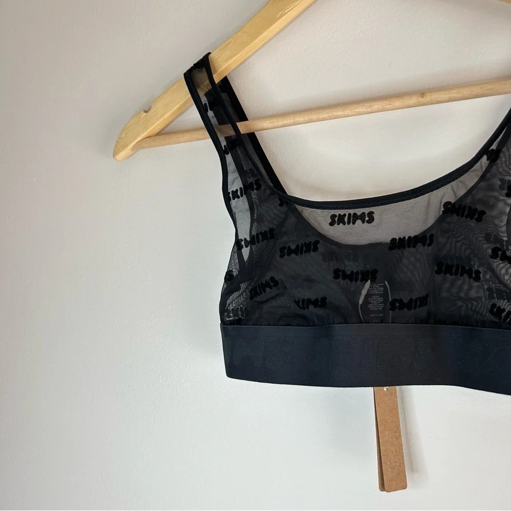 SKIMS Black After Hours Bra Onyx sz XXS NWT - Picture 2 of 5